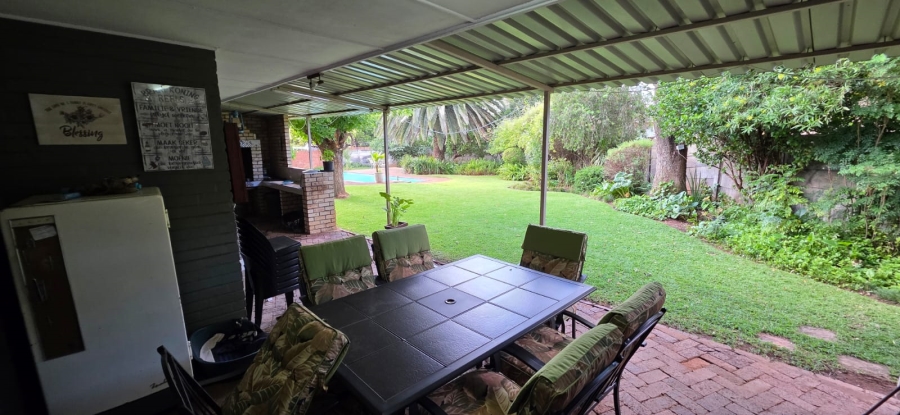 3 Bedroom Property for Sale in Flamwood North West